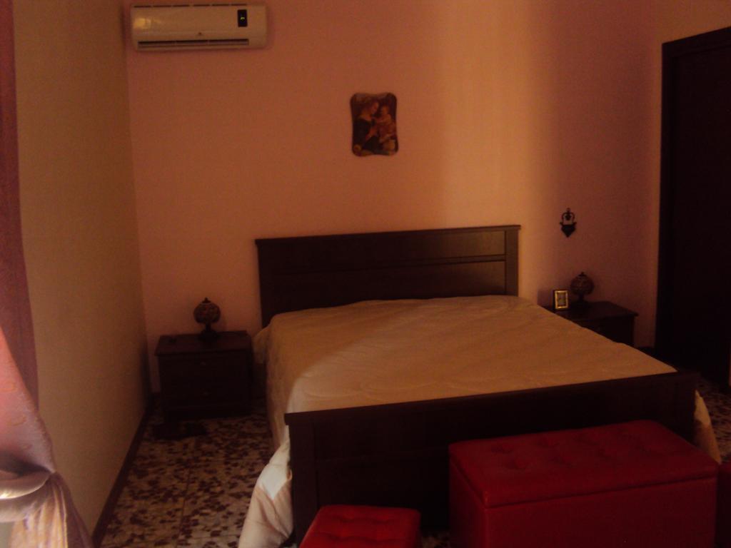 Bed and Breakfast Il Mirto E La Rosa à Agrigente Chambre photo