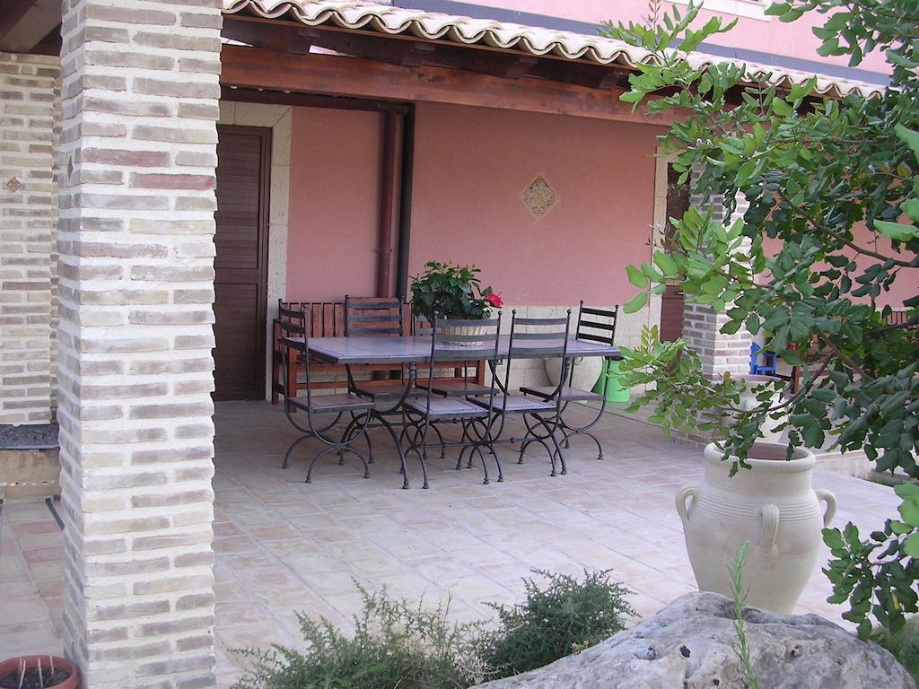 Bed and Breakfast Il Mirto E La Rosa à Agrigente Extérieur photo