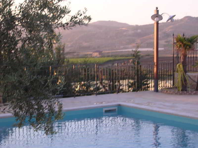 Bed and Breakfast Il Mirto E La Rosa à Agrigente Extérieur photo